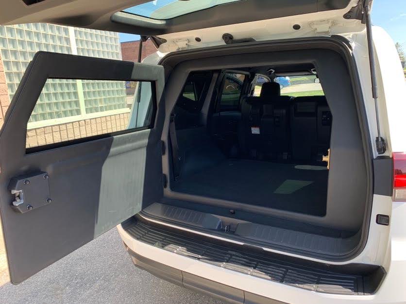 Toyota Land Cruiser (White)