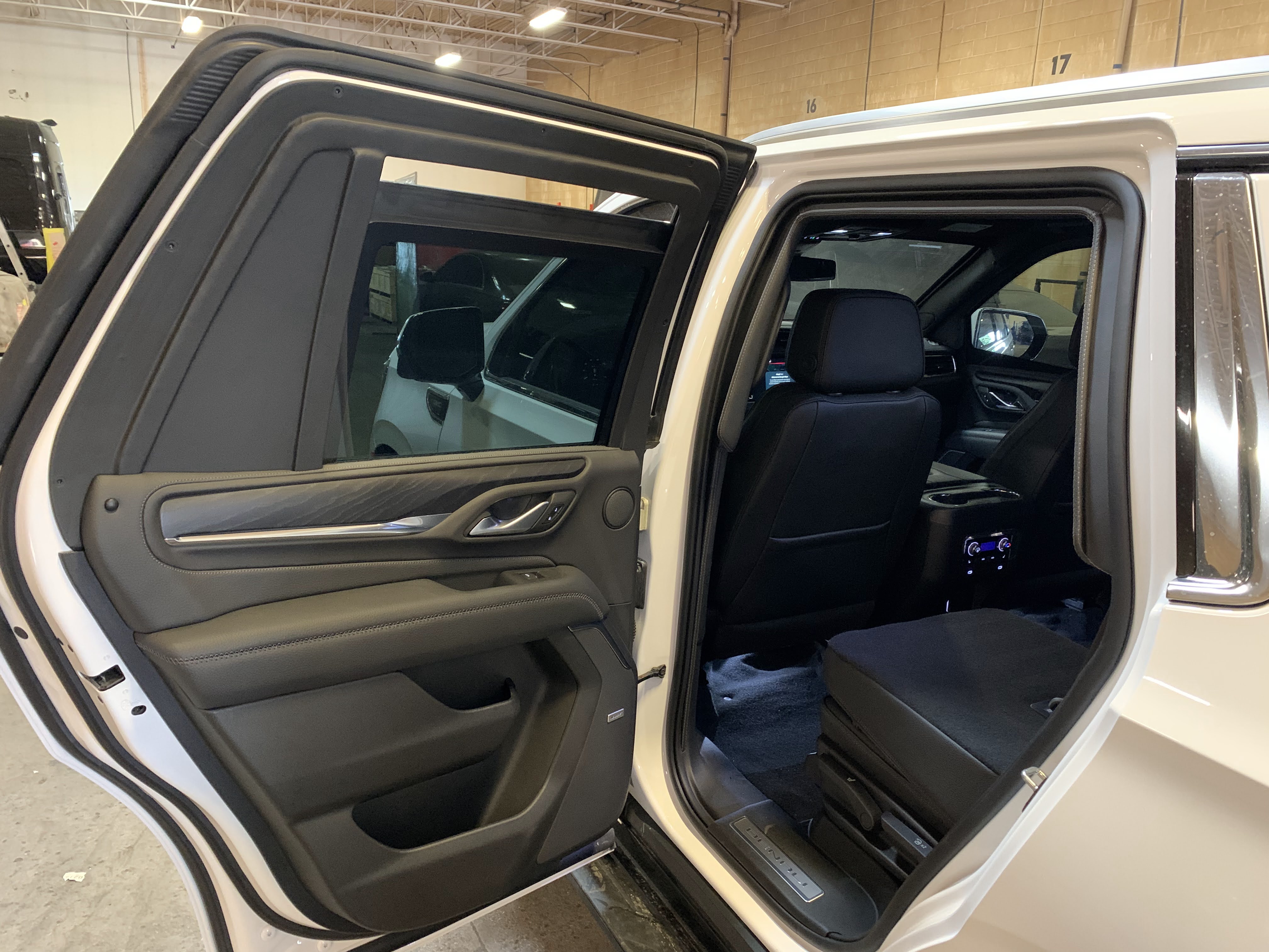 GMC Denali (interior negro)