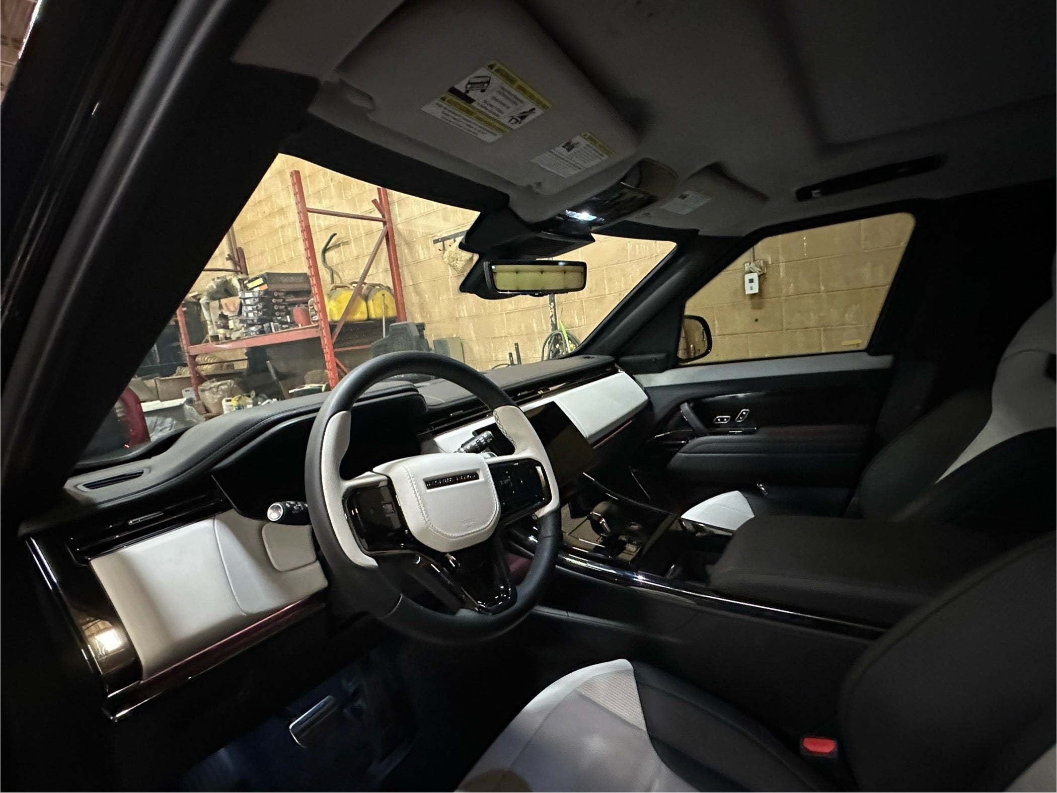 Range Rover SV Sport