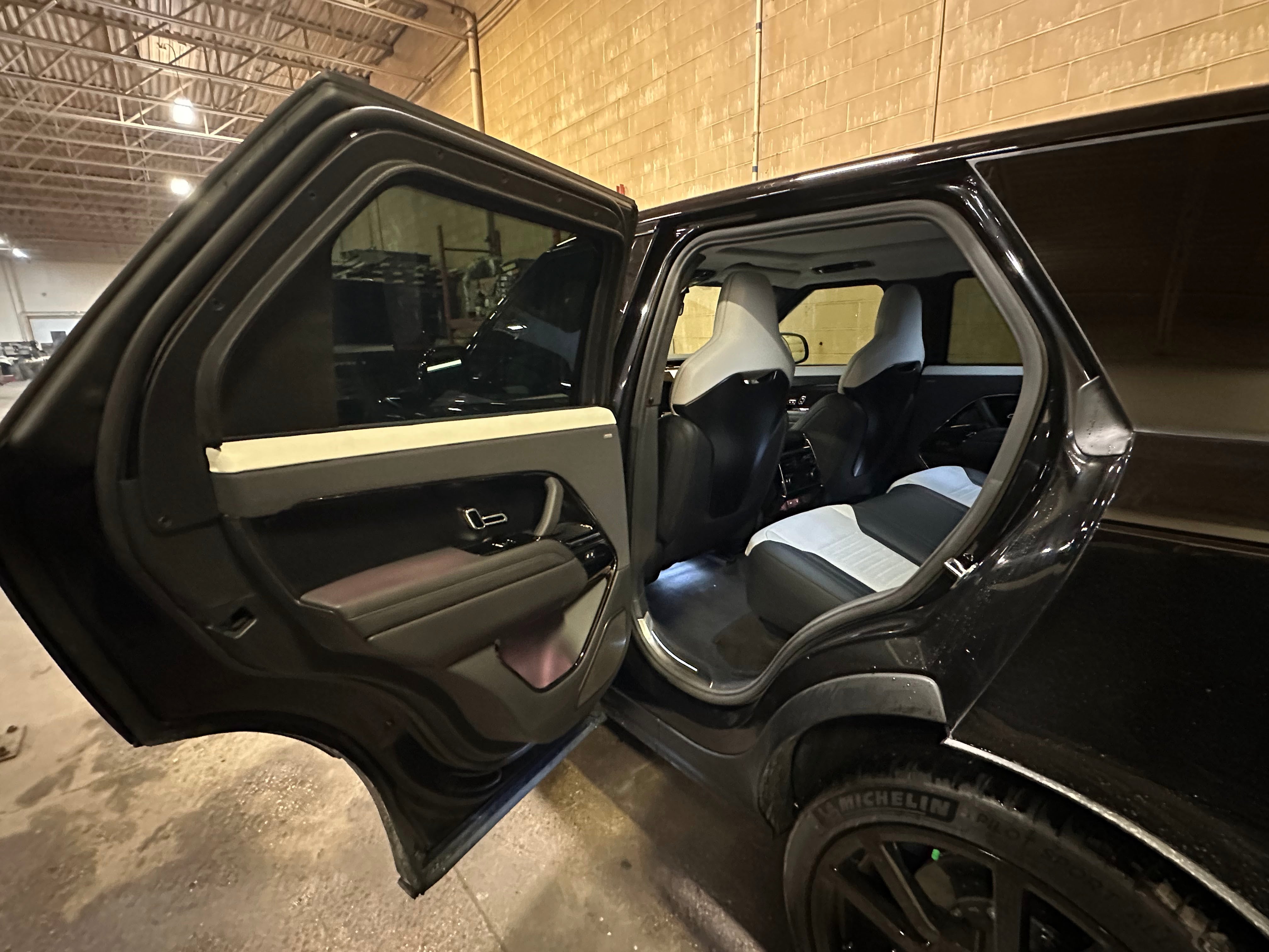 Range Rover SV Sport