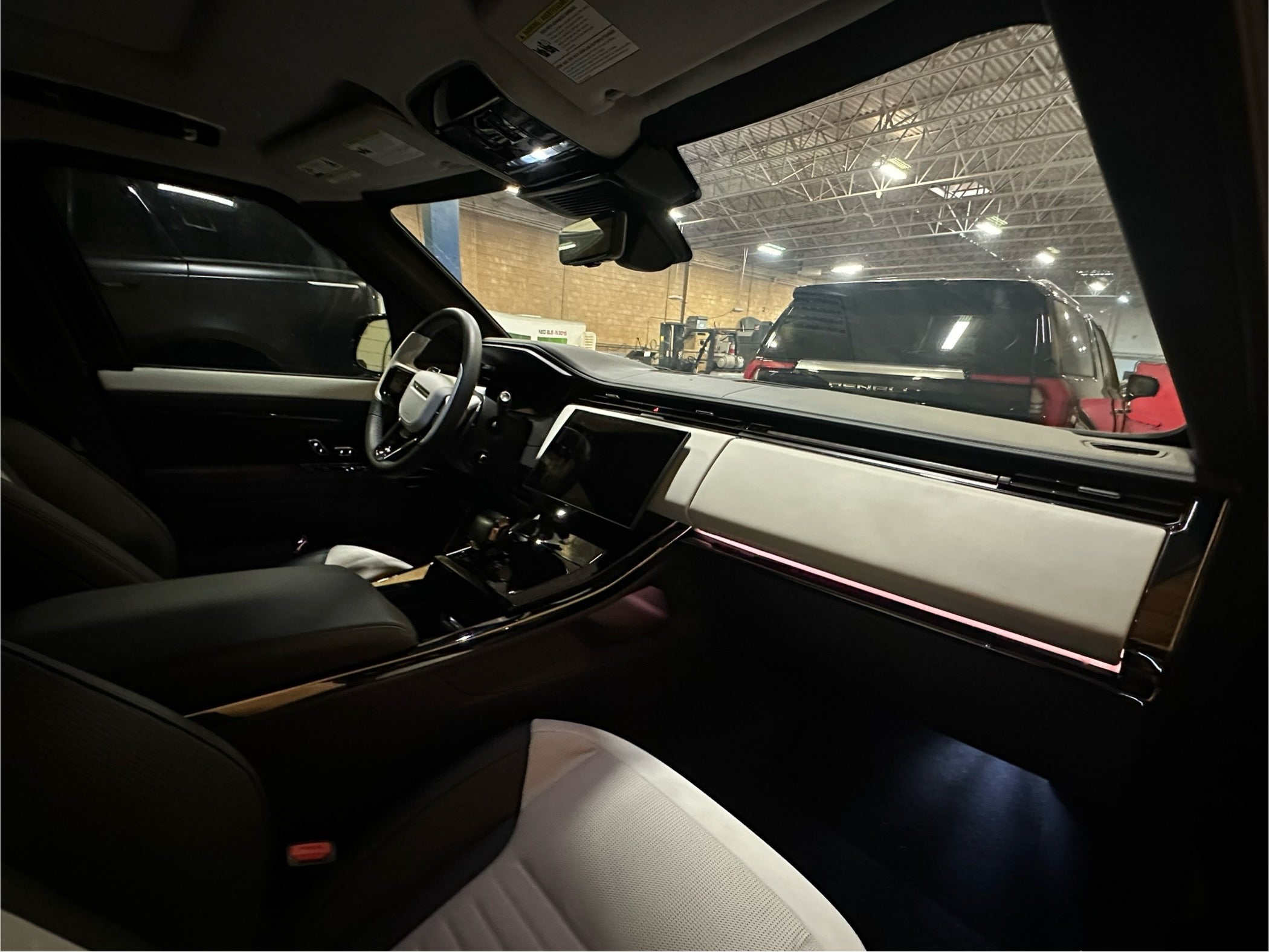 Range Rover SV Sport